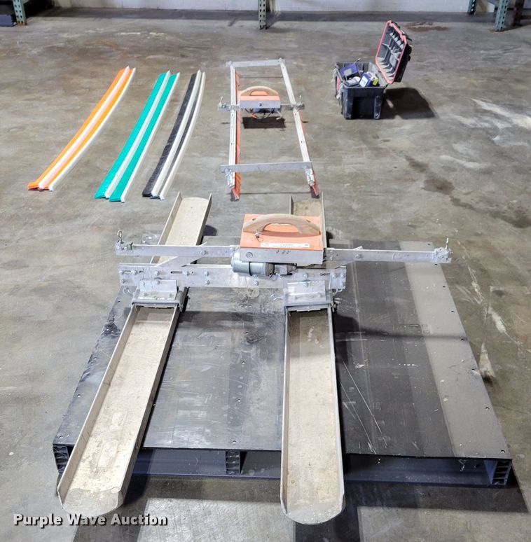 image for item LX9309 Concrete equipment