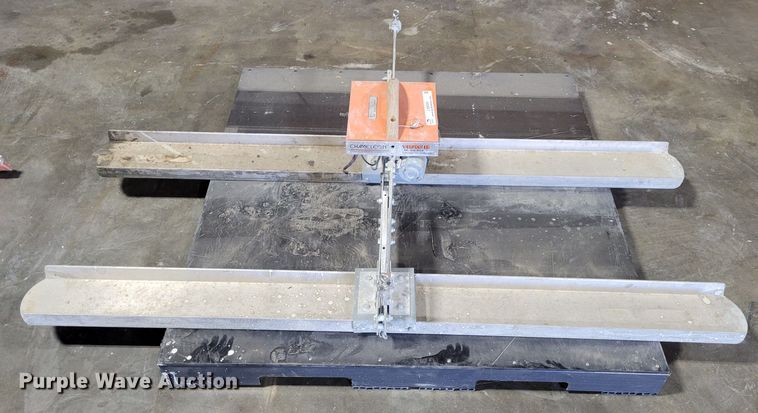 image for item LX9309 Concrete equipment