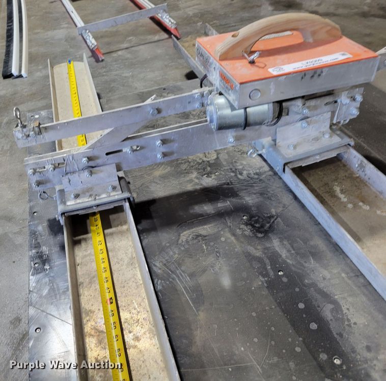 image for item LX9309 Concrete equipment