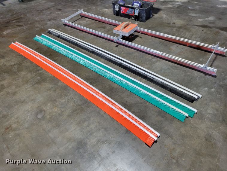 image for item LX9309 Concrete equipment