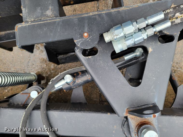 image for item LY9939 86" W skid steer dozer blade