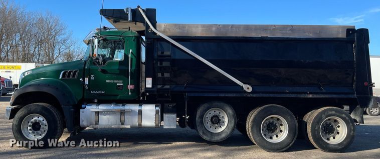 image for item MA9901 2014 Mack GU713  dump truck