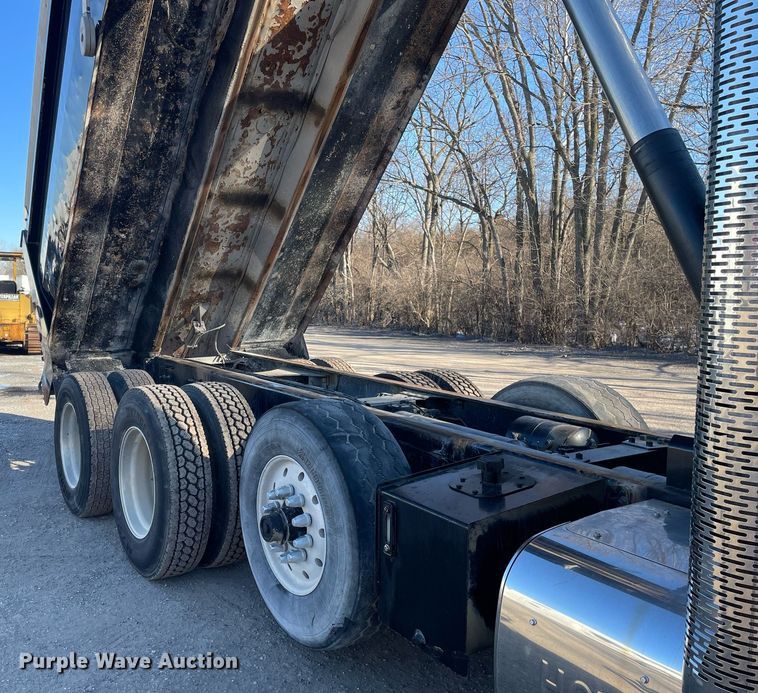 image for item MA9901 2014 Mack GU713  dump truck