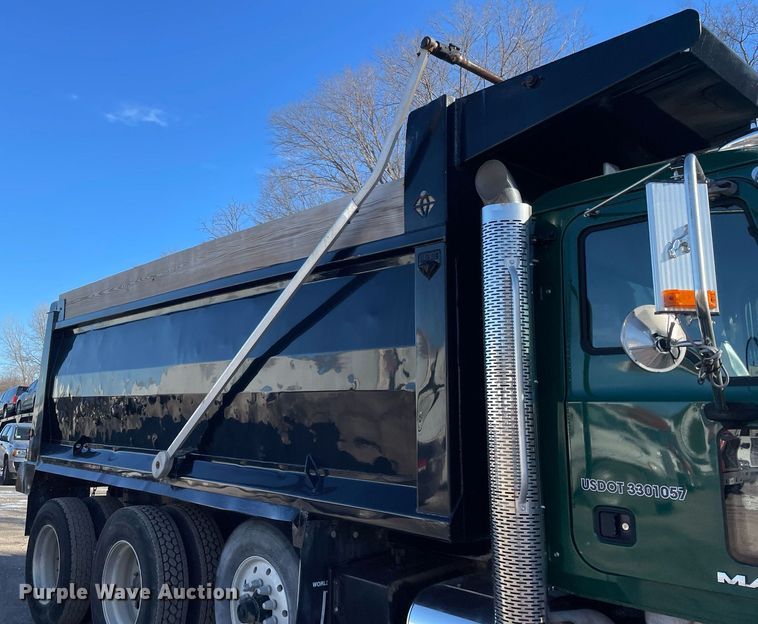 image for item MA9901 2014 Mack GU713  dump truck