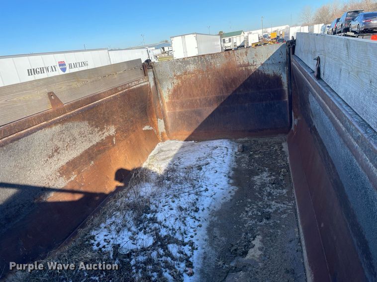 image for item MA9901 2014 Mack GU713  dump truck