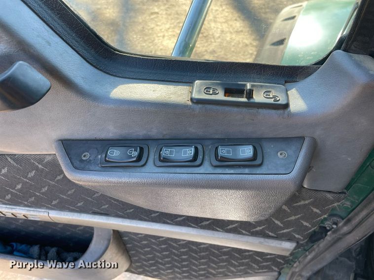 image for item MA9901 2014 Mack GU713  dump truck