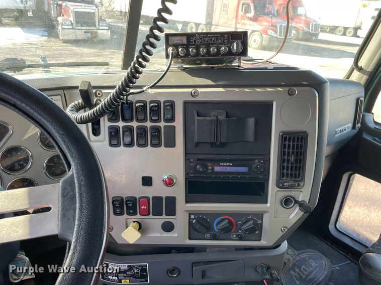 image for item MA9901 2014 Mack GU713  dump truck