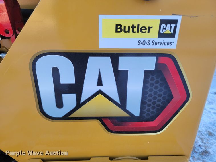 image for item ME9671 2021 Caterpillar 242D3  skid steer loader