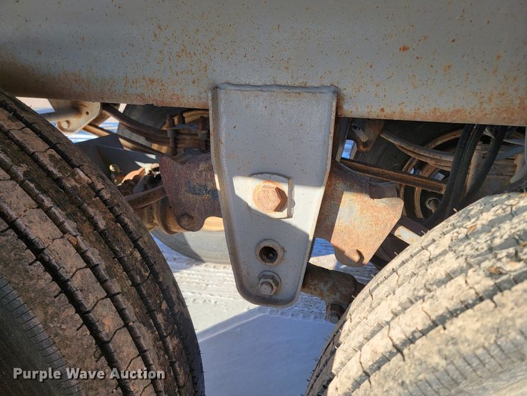 image for item ME9673 1992 Load King 202  bottom dump trailer