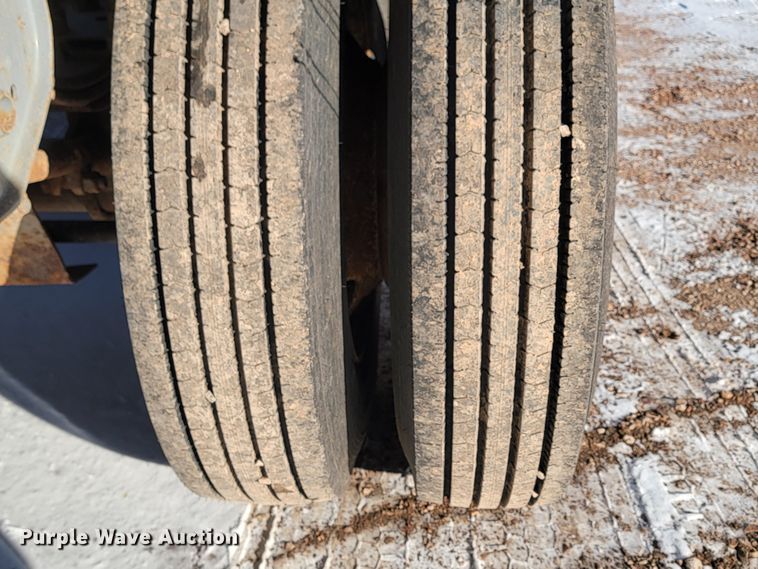 image for item ME9673 1992 Load King 202  bottom dump trailer