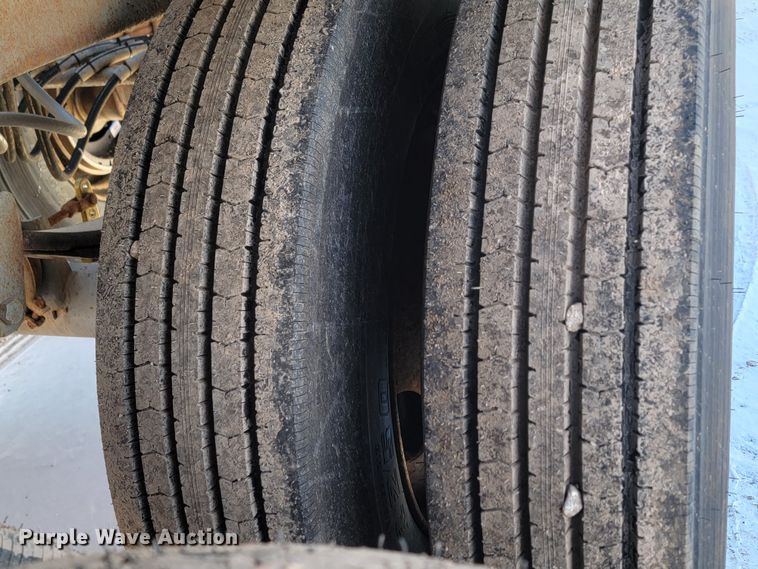 image for item ME9673 1992 Load King 202  bottom dump trailer