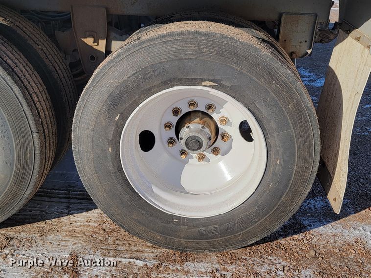 image for item ME9673 1992 Load King 202  bottom dump trailer