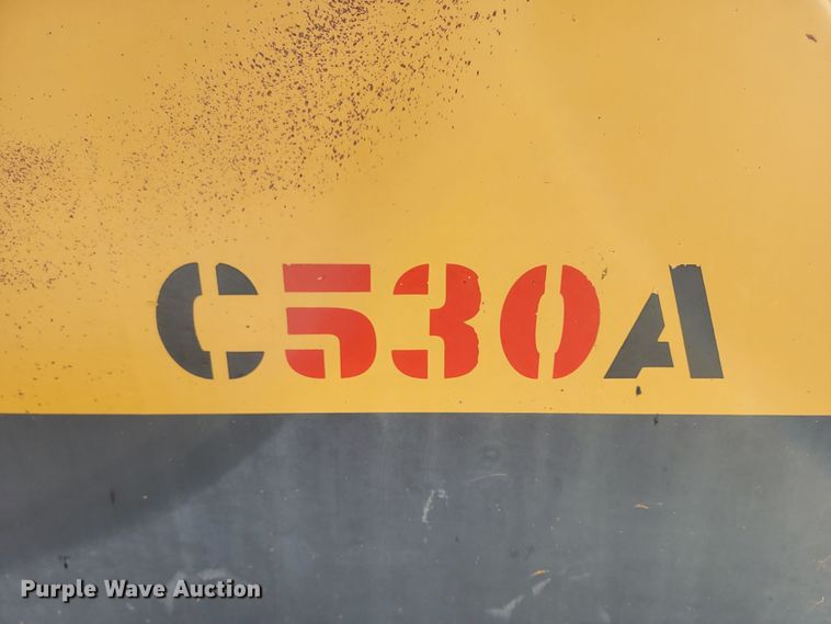 image for item ME9674 Hyster C530A  pneumatic roller