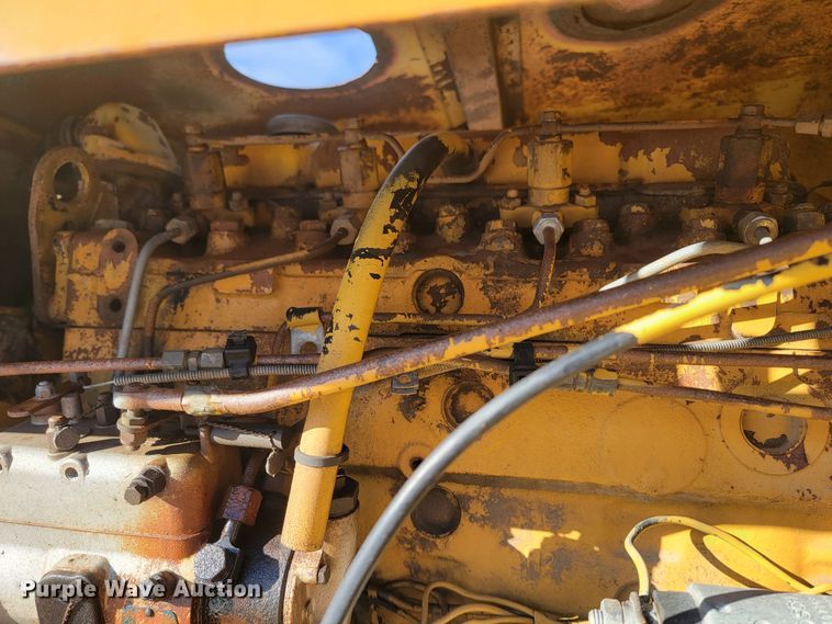 image for item ME9674 Hyster C530A  pneumatic roller