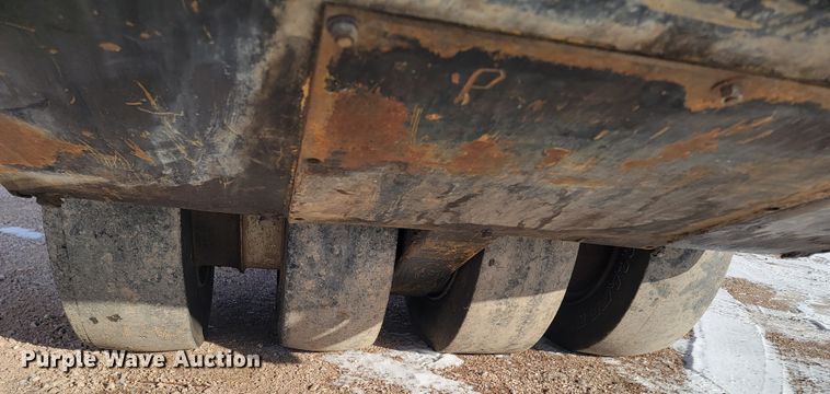 image for item ME9674 Hyster C530A  pneumatic roller