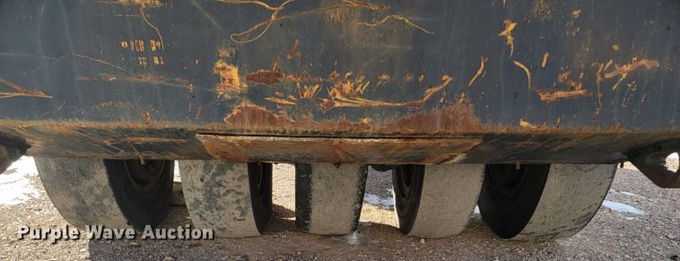 image for item ME9674 Hyster C530A  pneumatic roller