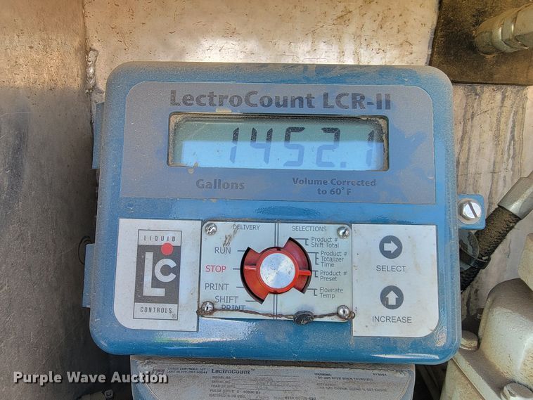 image for item ME9678 2001 Kenworth T300  propane delivery truck