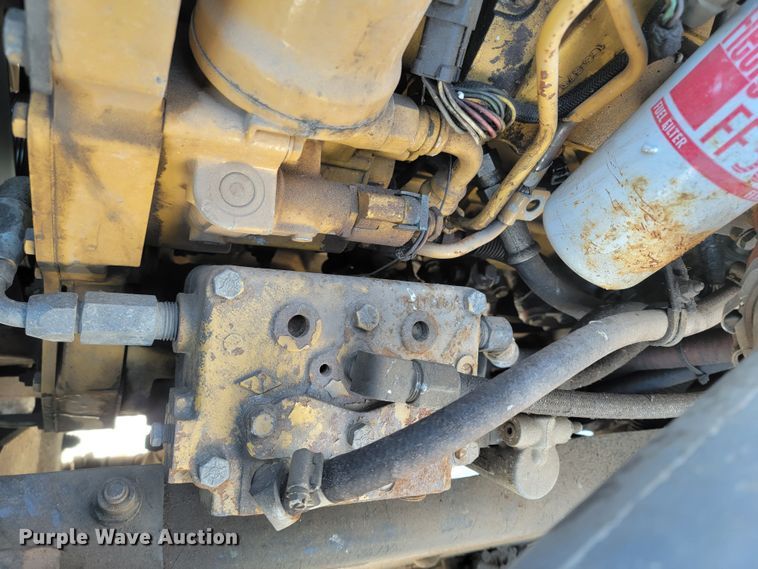 image for item ME9678 2001 Kenworth T300  propane delivery truck