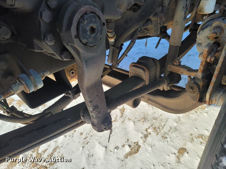 image for item ME9678 2001 Kenworth T300  propane delivery truck