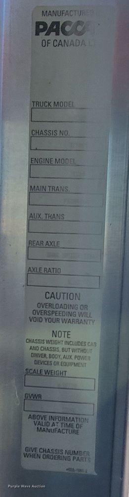 image for item ME9678 2001 Kenworth T300  propane delivery truck