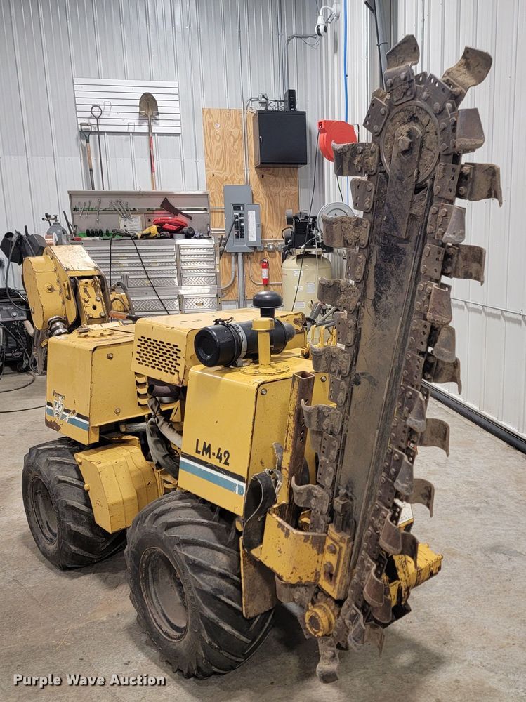 image for item ME9679 1995 Vermeer LM-42  cable plow