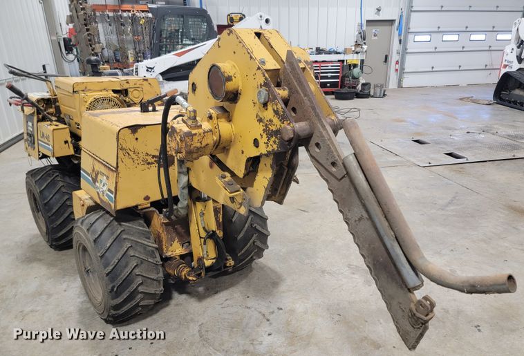 image for item ME9679 1995 Vermeer LM-42  cable plow