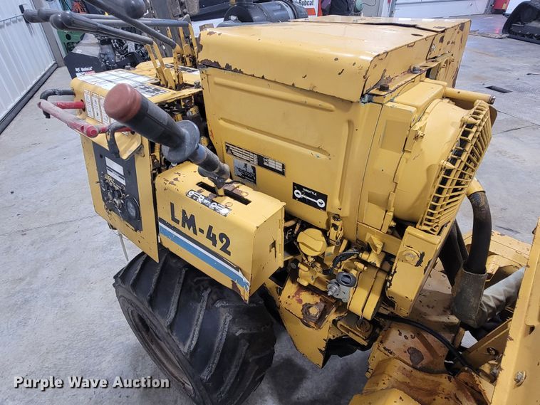 image for item ME9679 1995 Vermeer LM-42  cable plow