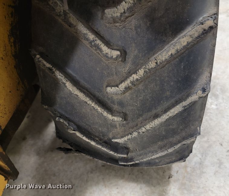 image for item ME9679 1995 Vermeer LM-42  cable plow