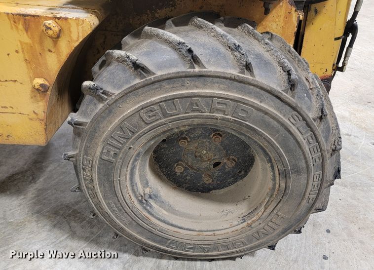 image for item ME9679 1995 Vermeer LM-42  cable plow