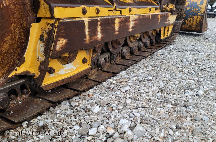 image for item MH9748 John Deere 605C  track loader