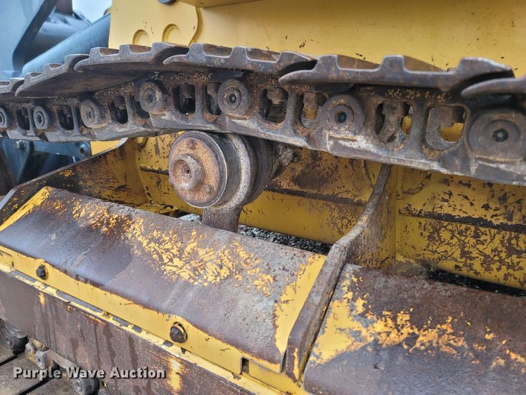 image for item MH9748 John Deere 605C  track loader