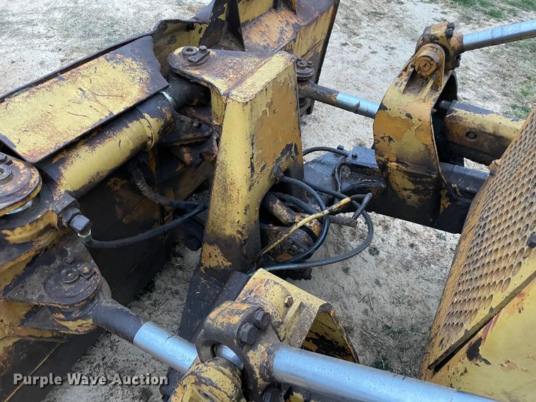 image for item MI9778 Komatsu D41A-3  dozer