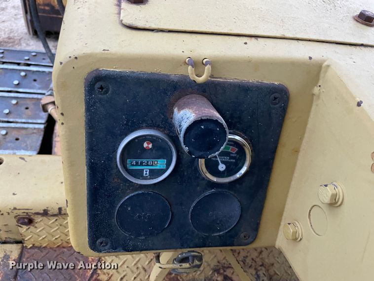 image for item MI9778 Komatsu D41A-3  dozer