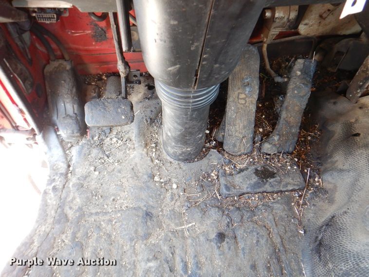 image for item MJ9999 1999 Chevrolet T7500  oil distributor truck