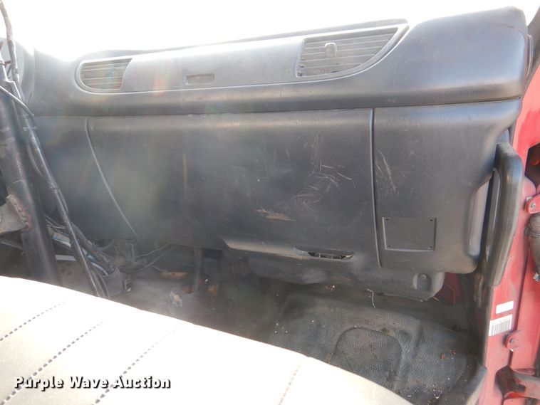 image for item MJ9999 1999 Chevrolet T7500  oil distributor truck