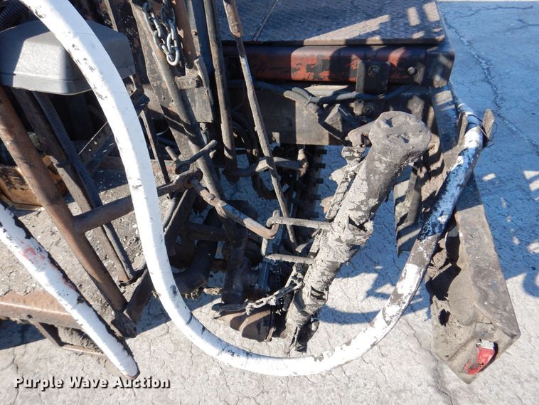 image for item MJ9999 1999 Chevrolet T7500  oil distributor truck