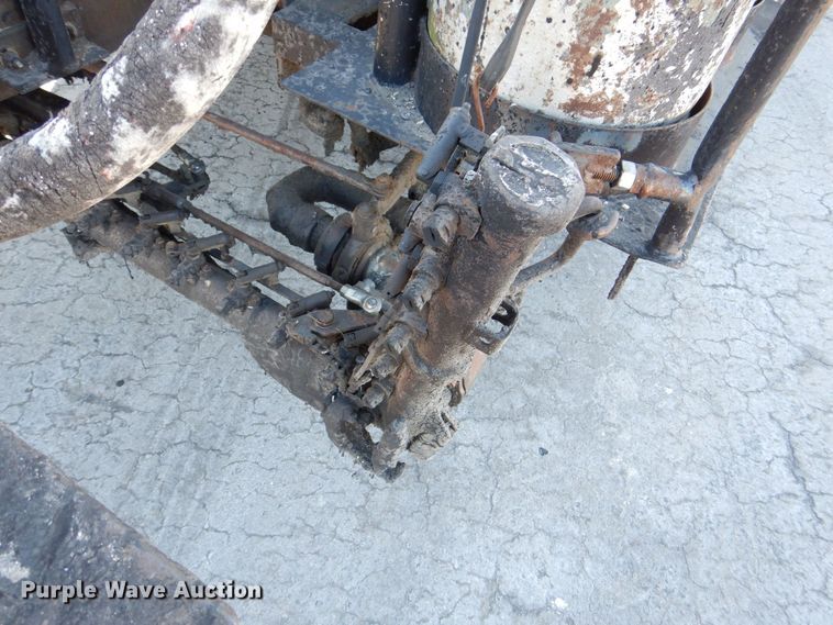 image for item MJ9999 1999 Chevrolet T7500  oil distributor truck