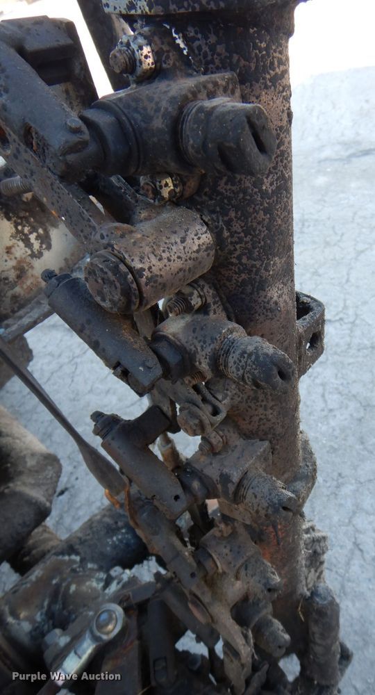 image for item MJ9999 1999 Chevrolet T7500  oil distributor truck