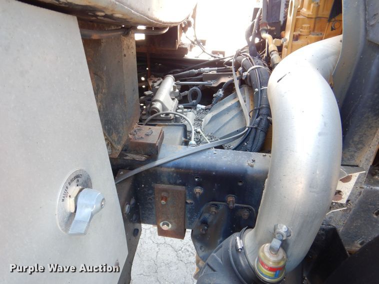 image for item MJ9999 1999 Chevrolet T7500  oil distributor truck