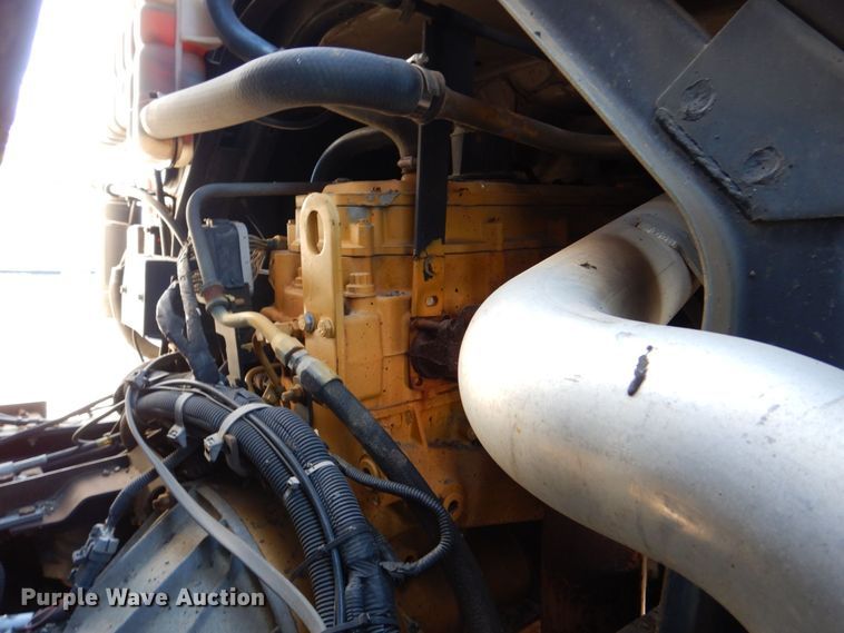 image for item MJ9999 1999 Chevrolet T7500  oil distributor truck