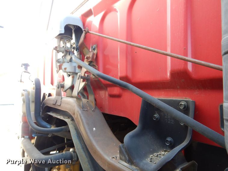 image for item MJ9999 1999 Chevrolet T7500  oil distributor truck