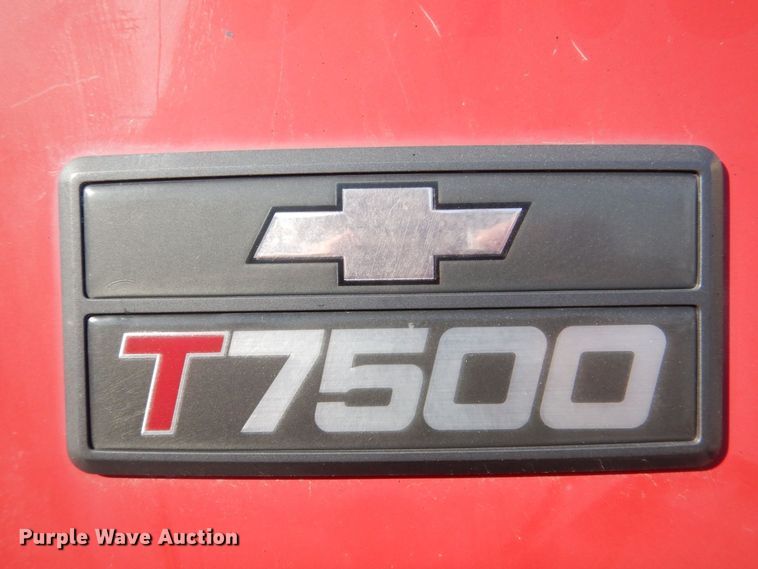 image for item MJ9999 1999 Chevrolet T7500  oil distributor truck