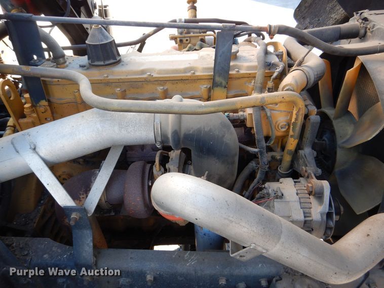 image for item MJ9999 1999 Chevrolet T7500  oil distributor truck