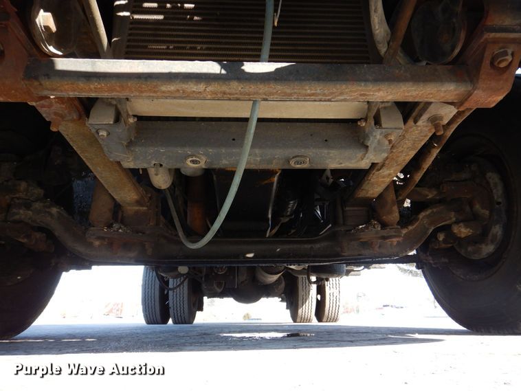 image for item MJ9999 1999 Chevrolet T7500  oil distributor truck