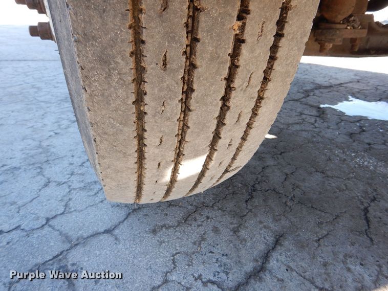 image for item MJ9999 1999 Chevrolet T7500  oil distributor truck