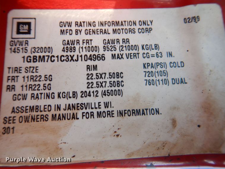 image for item MJ9999 1999 Chevrolet T7500  oil distributor truck