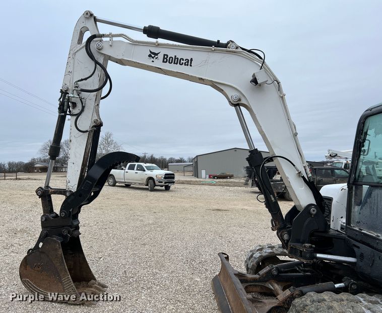 image for item MM9033 2011 Bobcat E80  mini excavator