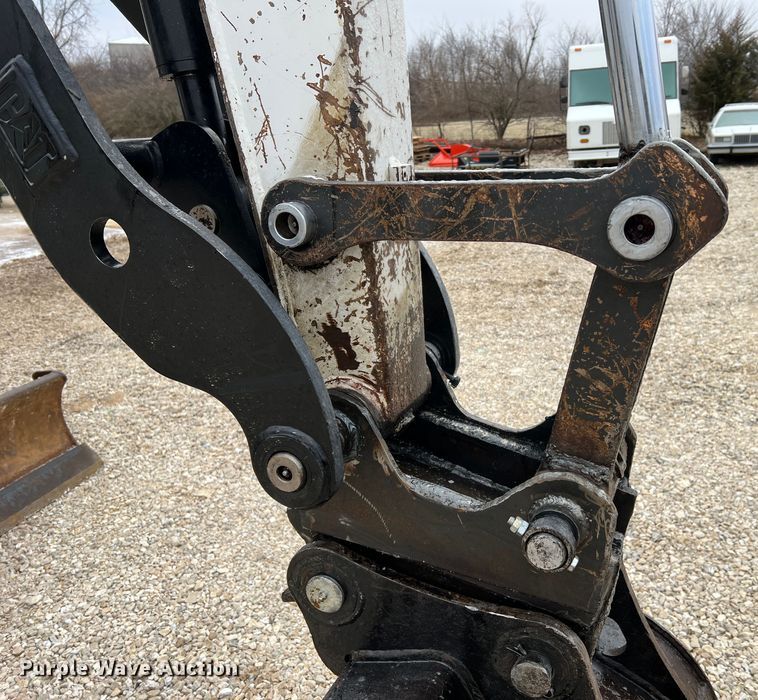 image for item MM9033 2011 Bobcat E80  mini excavator