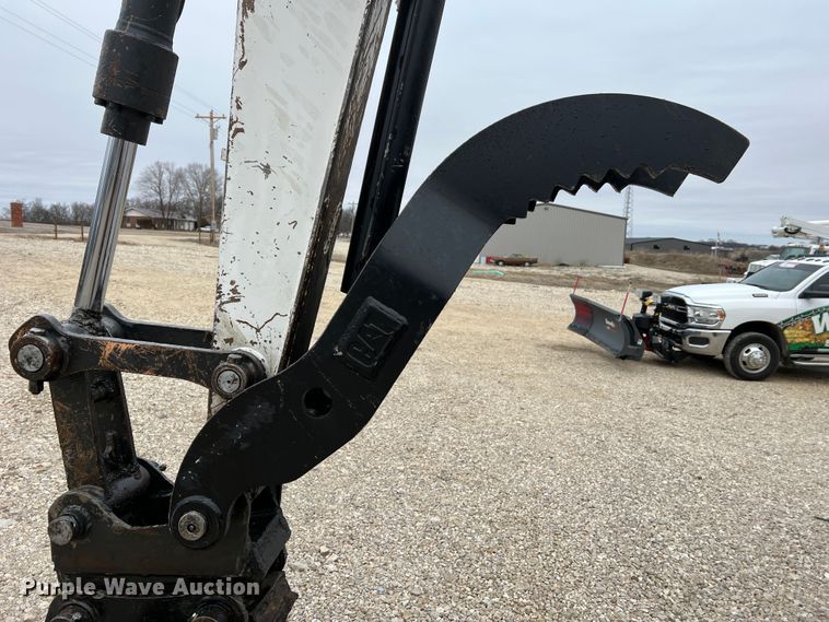 image for item MM9033 2011 Bobcat E80  mini excavator