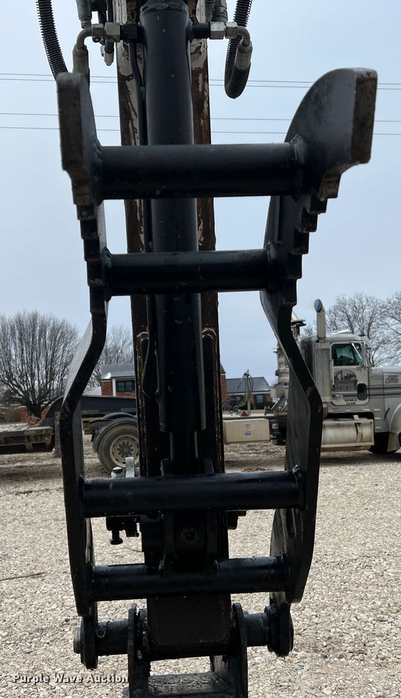 image for item MM9033 2011 Bobcat E80  mini excavator